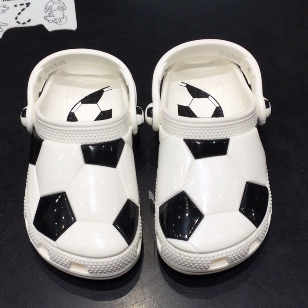 Kids soccer crocs NWT